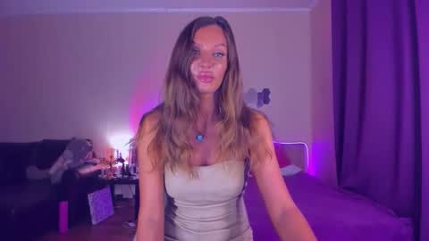 Emma online show from 10/17/25, 11:24