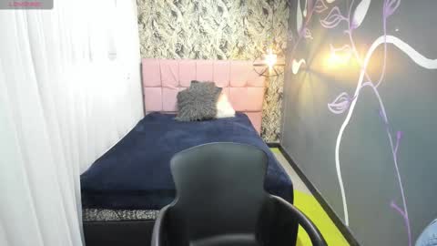 Emma Evans online show from 02/15/25, 11:50