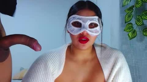 Snapshot of emmaandpablo_mask11 chatting on 02/02/26, 10:47 emmaandpablo_mask11 online show from 02/02/26, 10:47