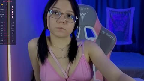 Emma online show from 10/20/25, 07:42