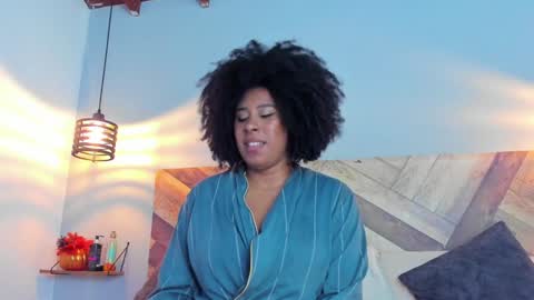 Snapshot of emmabrantt chatting on 01/09/25, 04:19 Emma Brant online show from 01/09/25, 04:19