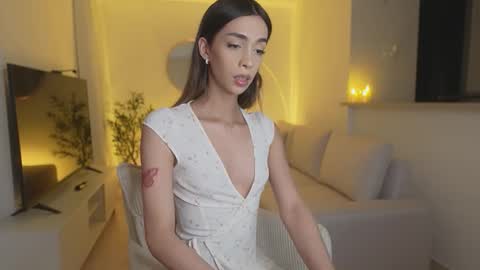 Emma voger online show from 12/04/25, 03:16