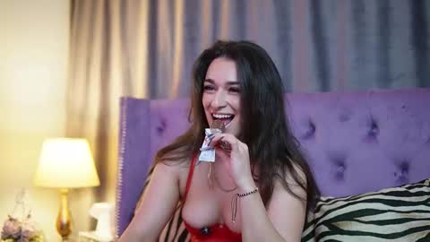  Emma  online show from 12/18/25, 07:31