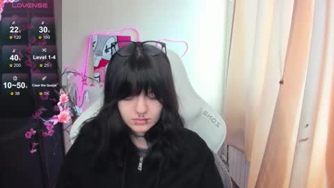 Emma online show from 02/25/26, 04:22