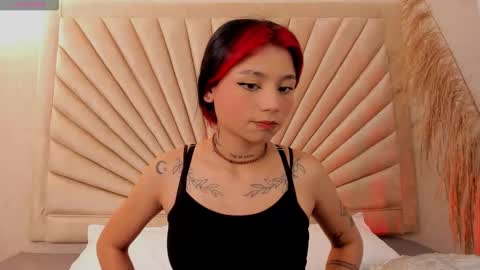           online show from 11/24/25, 12:05