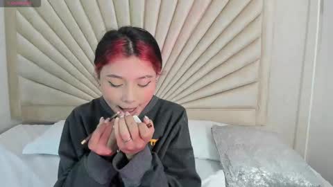           online show from 12/03/25, 11:30