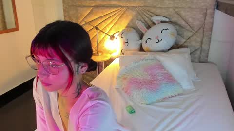           online show from 04/05/26, 07:44