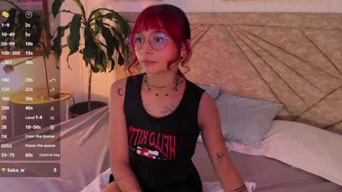 Snapshot of emmaduff_ chatting on 05/07/26, 08:03 online show from 05/07/26, 08:03