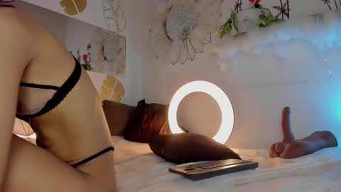 Snapshot of emmaduque chatting on 01/15/26, 11:41 Emma Duque online show from 01/15/26, 11:41