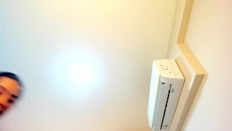 emmaespencer  online show from 04/15/26, 11:28