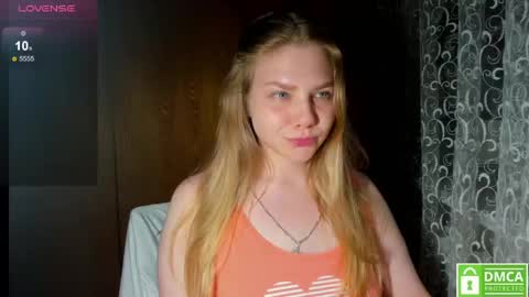 Snapshot of emmafrizea chatting on 05/20/26, 09:10 Hello Im newMake me cumPVT 12tk for min ALL INCLUSIVE online show from 05/20/26, 09:10