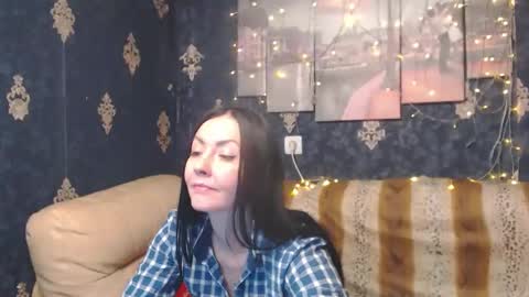 EmmaGoldX online show from 12/16/24, 09:09