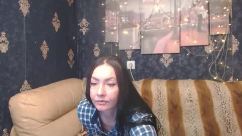 EmmaGoldX online show from 12/24/24, 12:11