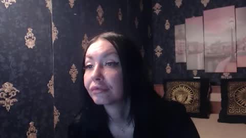 EmmaGoldX online show from 11/29/25, 08:17