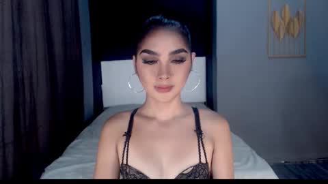 Snapshot of emmahardcockts chatting on 05/15/26, 03:02 Emma online show from 05/15/26, 03:02