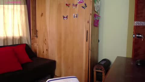 Andrea online show from 01/04/25, 01:31