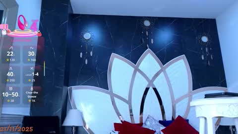 Emma online show from 11/22/25, 09:36