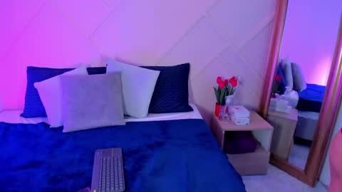 Snapshot of emmajohanson chatting on 10/04/25, 08:18 emmajohanson online show from 10/04/25, 08:18