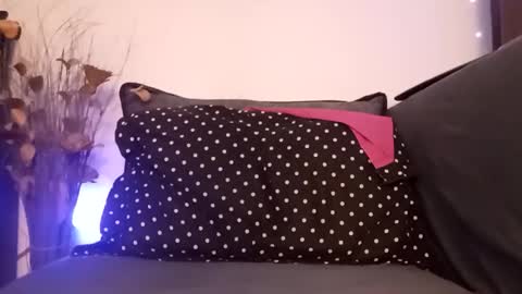 emmakros online show from 10/20/25, 03:56