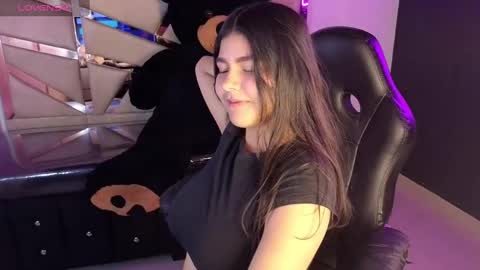 Emma online show from 12/19/24, 02:02