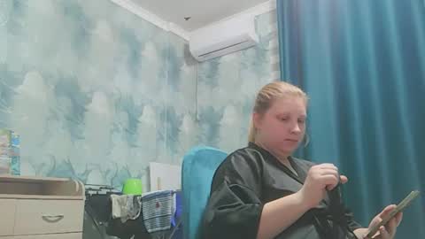 emmamelody online show from 10/10/25, 07:02