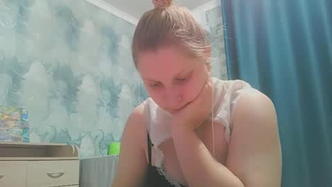emmamelody online show from 10/14/25, 05:36