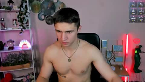 Snapshot of emmanuel_shine chatting on 05/12/26, 05:37 Emmi online show from 05/12/26, 05:37