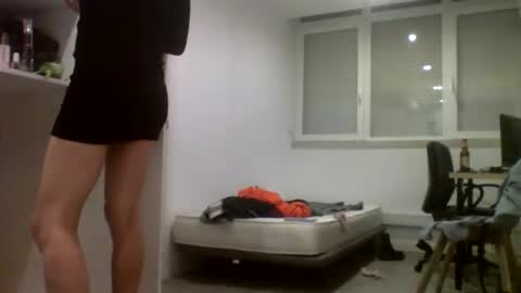 Snapshot of emmanuelli59 chatting on 03/22/26, 01:20 AsstastiX online show from 03/22/26, 01:20