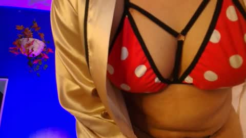 Snapshot of emmapark_ chatting on 04/08/26, 07:14 Emma 3 online show from 04/08/26, 07:14