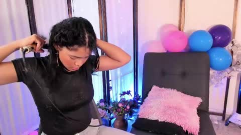 emmaray3 online show from 06/09/26, 11:55