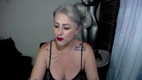 Emma online show from 04/13/26, 08:36