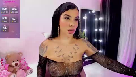 Emma Russell online show from 09/24/25, 08:34