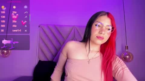 Emma online show from 09/29/25, 02:38