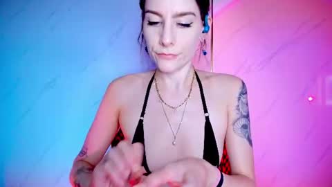 RH-NEGATIVE GREEN-EYED BAELIEN online show from 07/30/26, 11:42