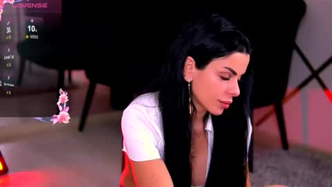 Emma online show from 11/26/25, 07:48