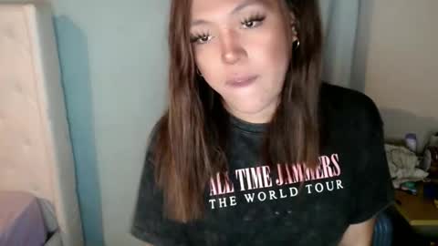 YourDreamGirl Emma  online show from 11/08/25, 03:50