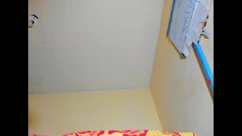 hi im emmalina welcome to your happy place online show from 02/14/25, 03:58