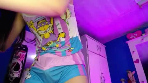 Emma  online show from 10/16/25, 03:13