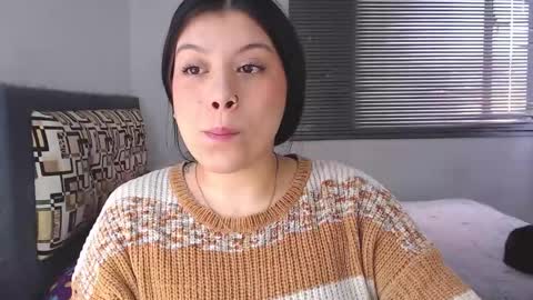 Snapshot of emmi_0 chatting on 10/07/25, 10:18 Emily Independent model online show from 10/07/25, 10:18