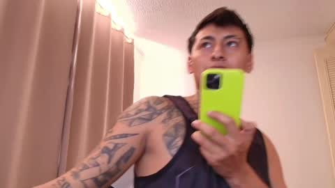 emmi_11 online show from 04/21/26, 05:06