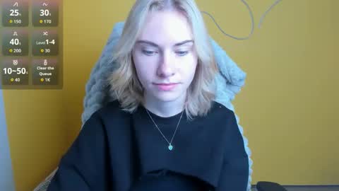 Emmi online show from 11/19/25, 06:02