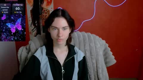 Emmi online show from 05/09/26, 05:23