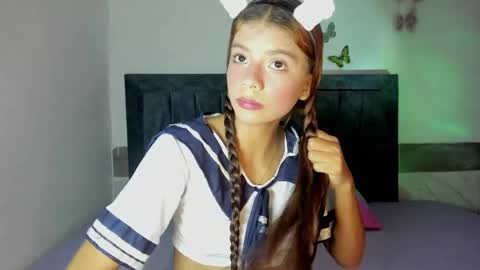 Emmie online show from 04/02/26, 09:45