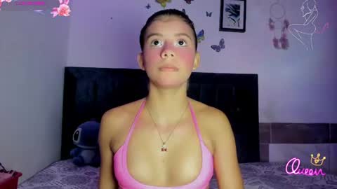 Snapshot of emmie_bunny chatting on 06/20/26, 12:36 Emmie online show from 06/20/26, 12:36
