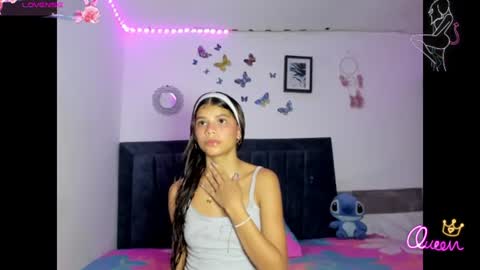 Snapshot of emmie_bunny chatting on 07/10/26, 04:20 Emmie online show from 07/10/26, 04:20