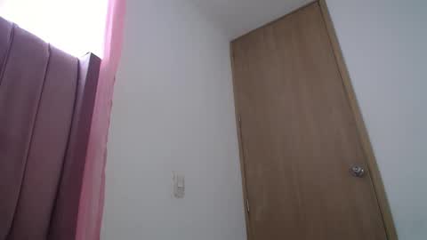 emmily online show from 03/12/25, 04:35