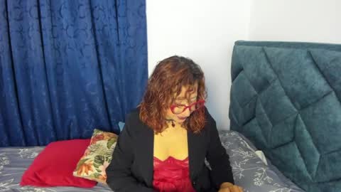 Emmily online show from 04/21/26, 07:14