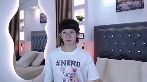 SERGIO online show from 03/26/26, 08:14