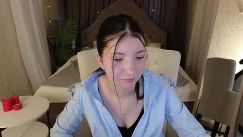 Snapshot of emmy_dreamy_ chatting on 07/16/26, 01:33 emmy_dreamy_ online show from 07/16/26, 01:33