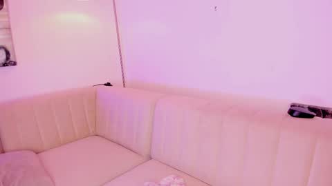 Emmy Heart online show from 02/03/26, 06:22